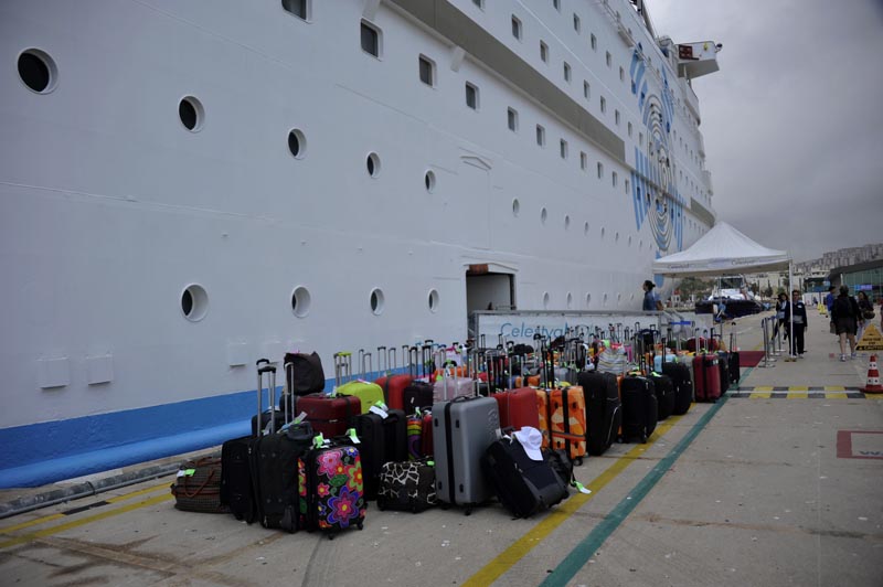 Ready to get on board. Photo by Evren Sayin